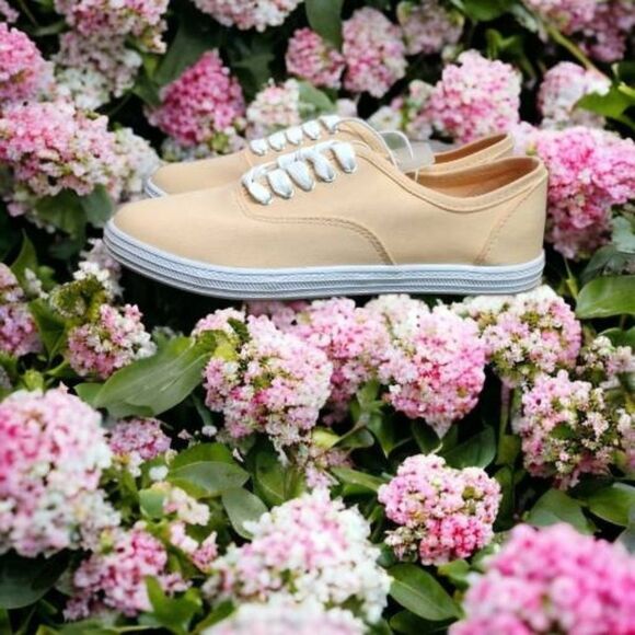 Universal Thread Orange Lace-Up Shoes! - Picture 5 of 9